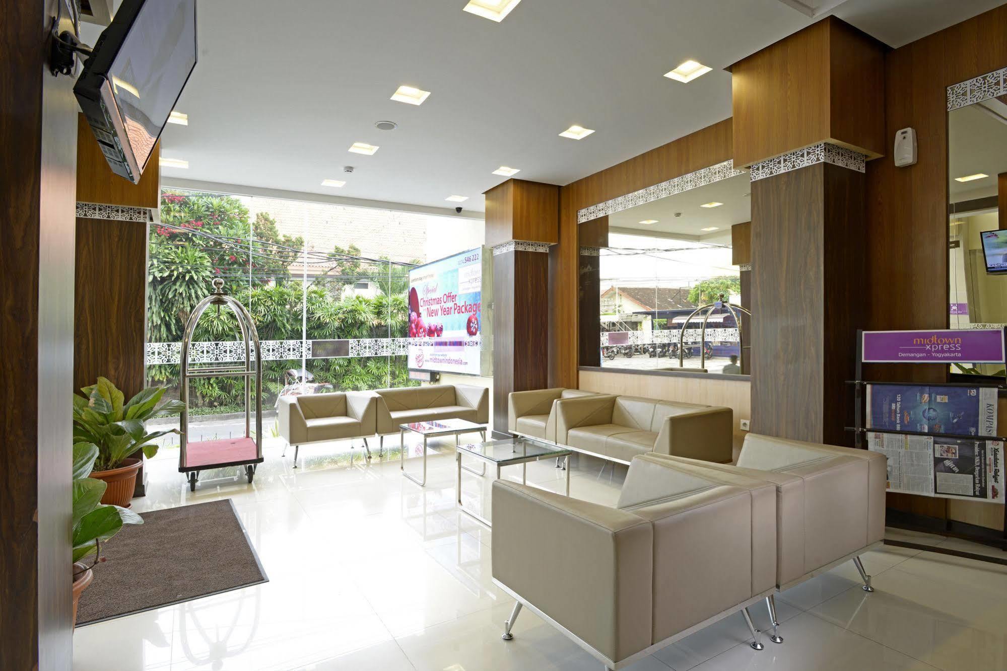 D'Kalpa Hotel Demangan Yogyakarta Pakualaman Екстериор снимка